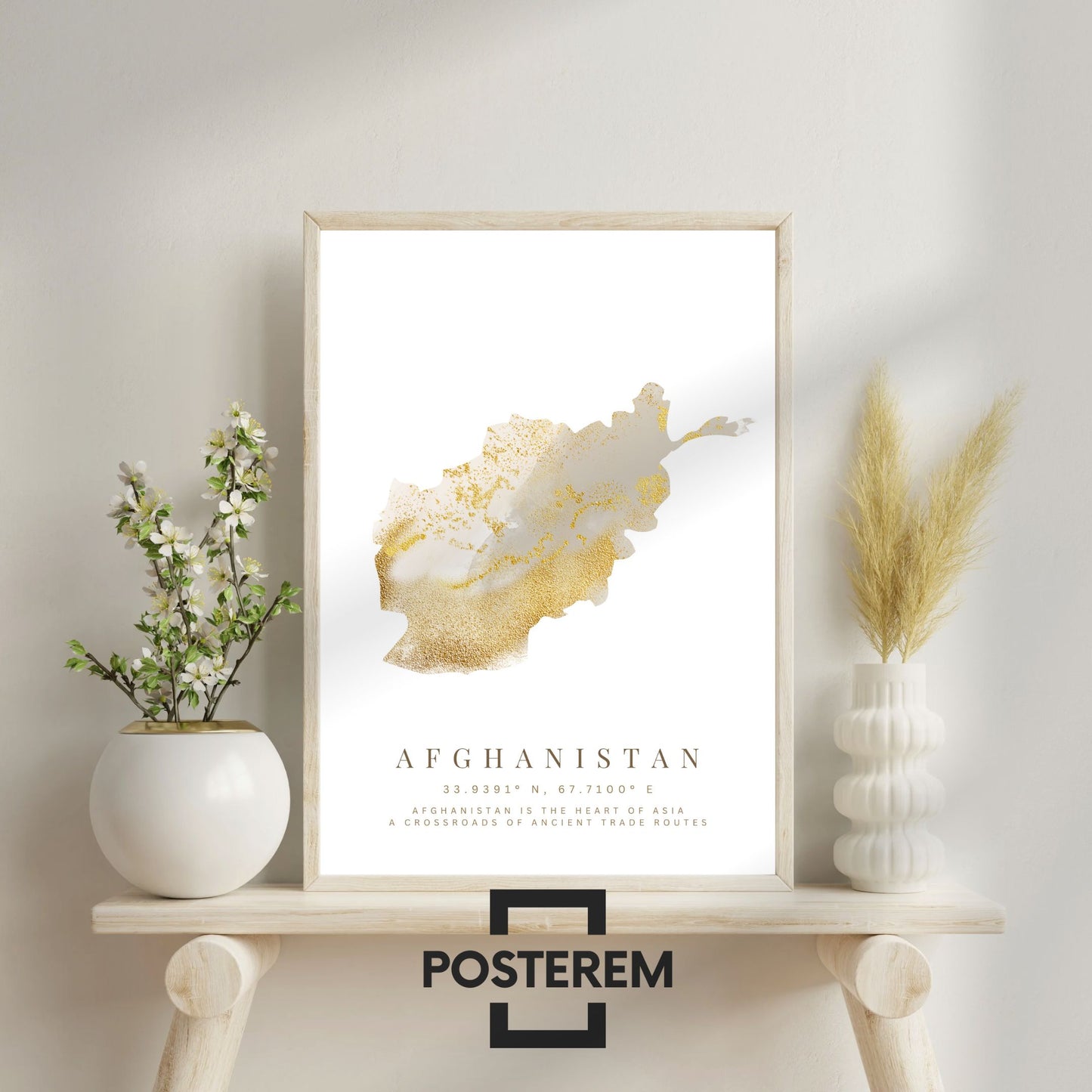 Poster-Set | 3-Teilig | Personalisiert „Afghanistan“ – Karte, Stadt & Familie (Beige-Gold)
