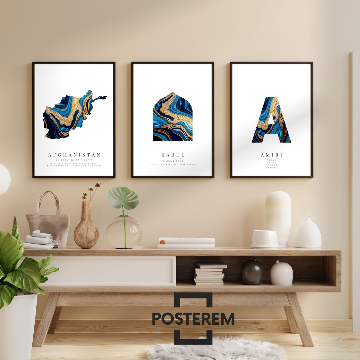 Poster-Set | 3-Teilig | Personalisiert „Afghanistan“ – Karte, Stadt & Familie (Blau-Gold)