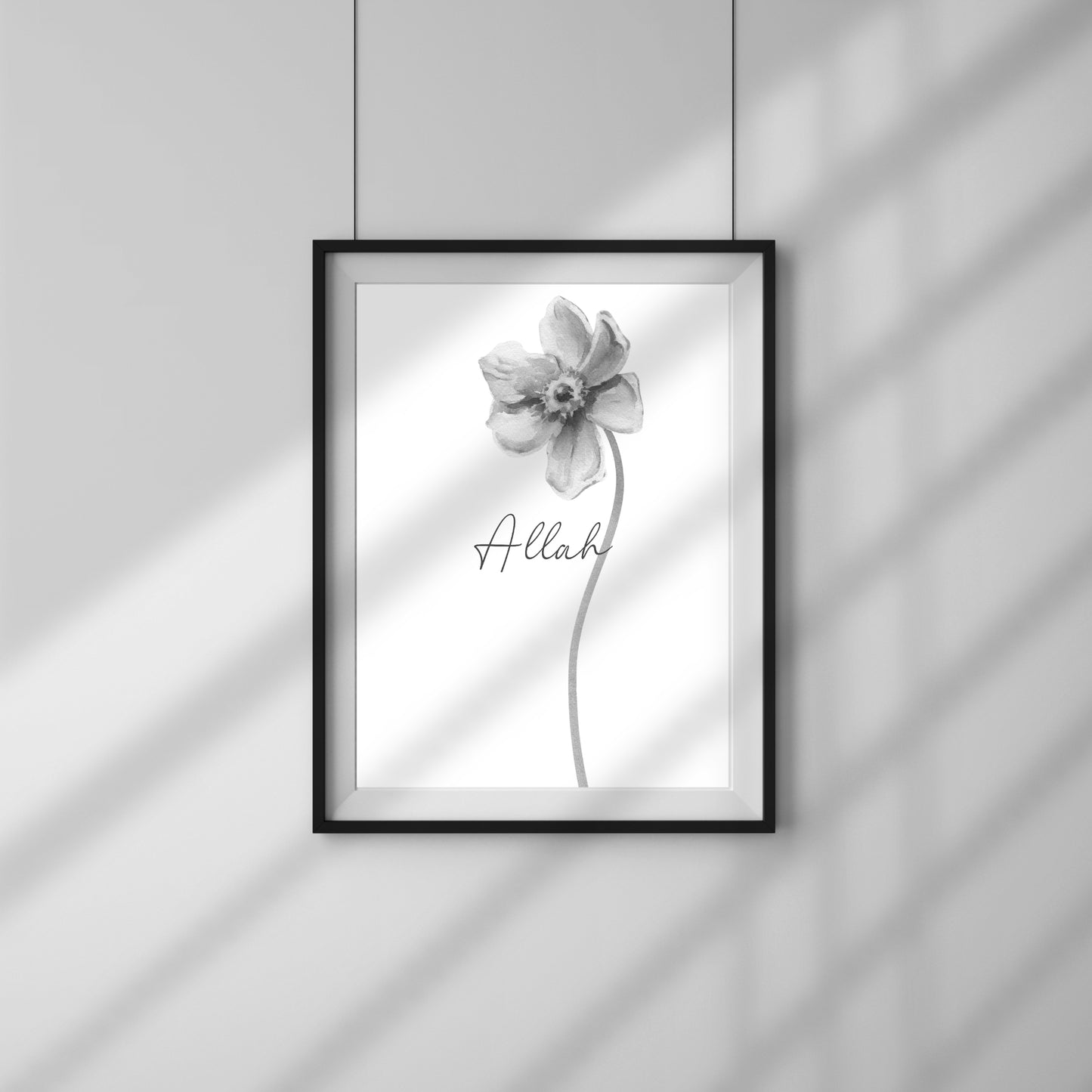 Eleganz des Glaubens - Allah – Schwarz-Weiß Kunstdruck Poster