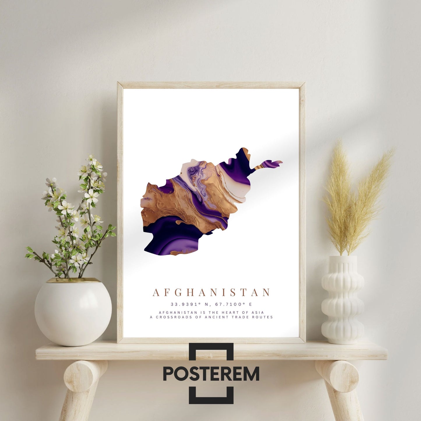 Poster-Set | 3-Teilig | Personalisiert „Afghanistan“ – Karte, Stadt & Familie (Lila-Gold-Beige)