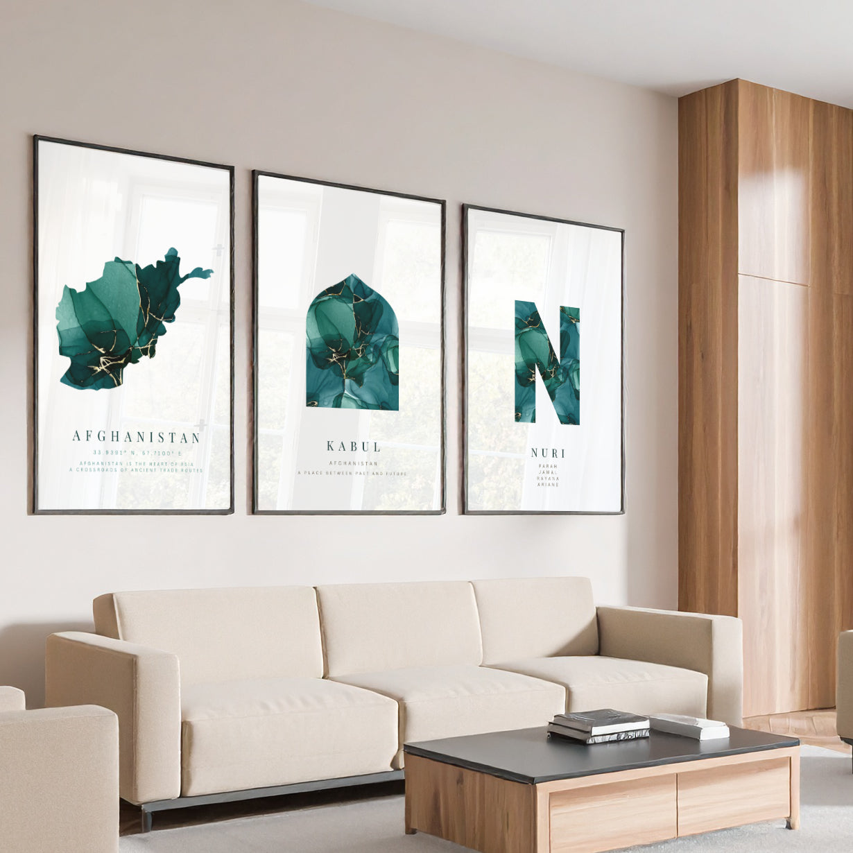 Poster-Set | 3-Teilig | Personalisiert „Afghanistan“ – Karte, Stadt & Familie (Grün-Gold Watercolor)